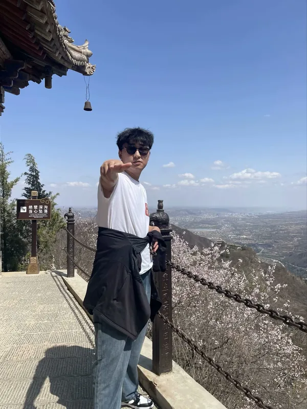 Zhihao Ku